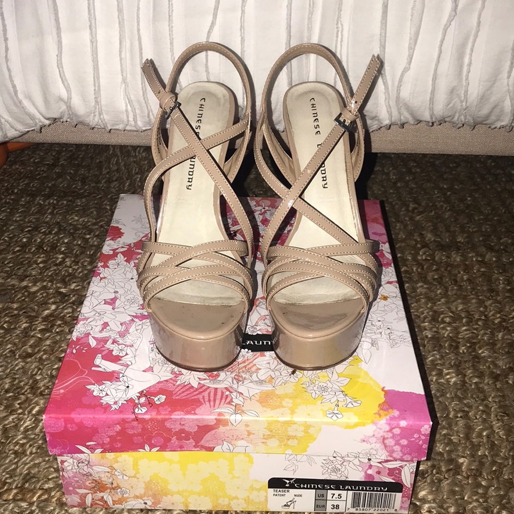 Chinese Laundry Nude Pumps